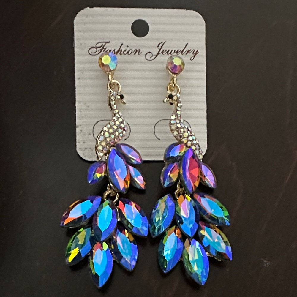 👑Peacock Crystal Drop Earrings
